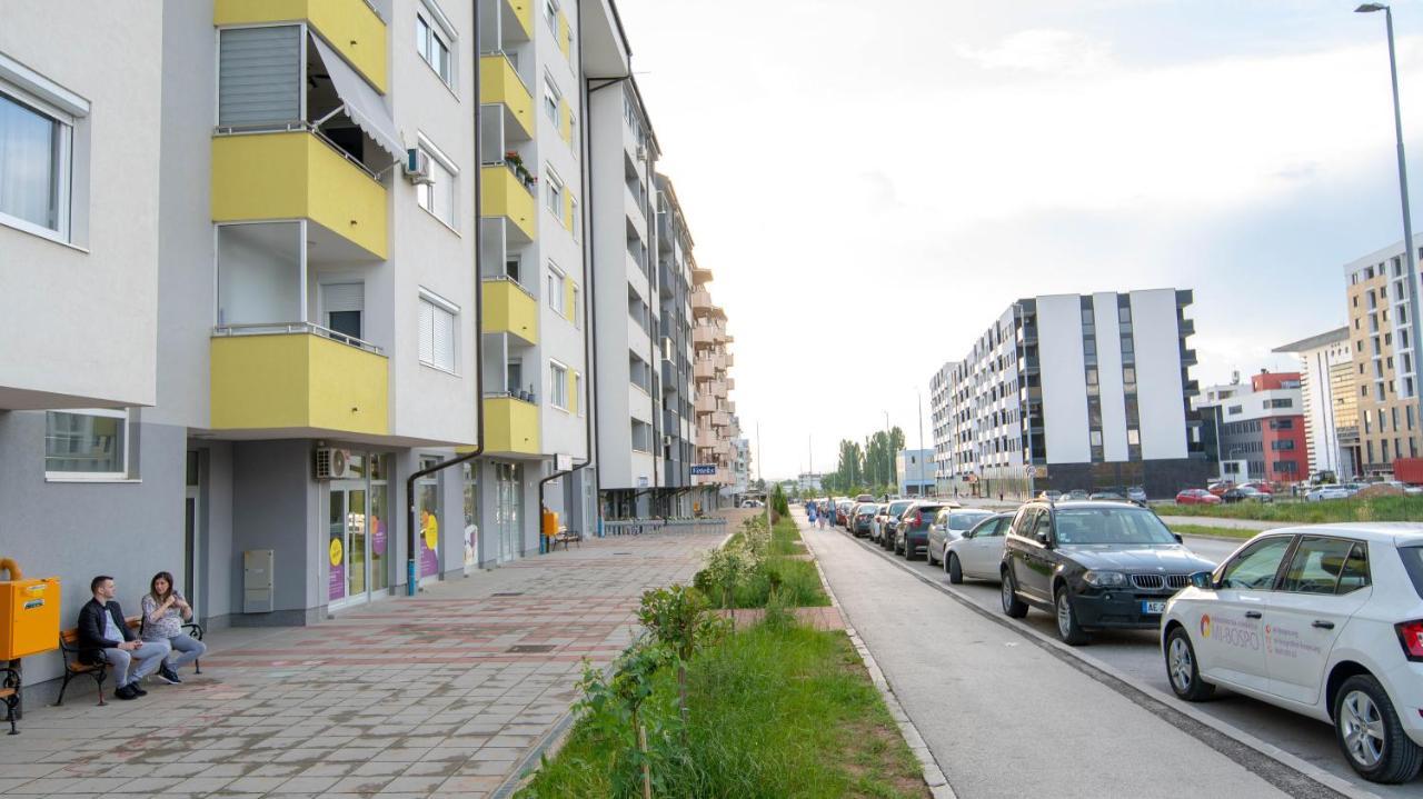 Athena Apartman Lukavica Exteriér fotografie
